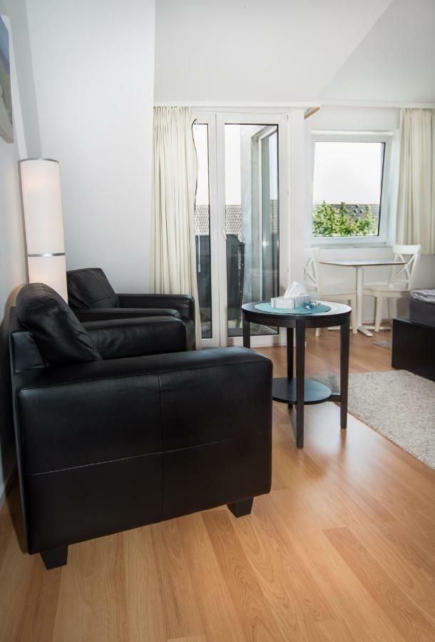 Business & Tourist Apartment Dusseldorf Bagian luar foto